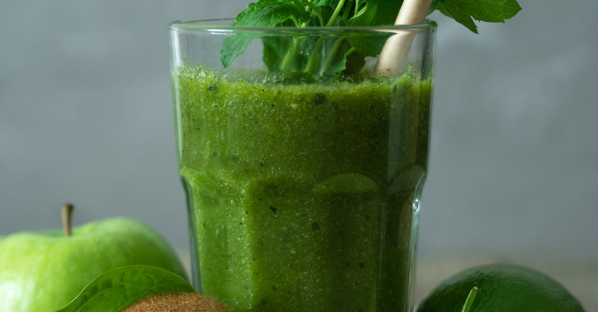 Is-Spirulina-the-Next-Superfood-to-Prevent-Aging?-985.jpeg